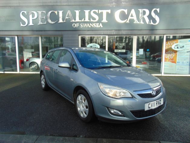 Used VAUXHALL ASTRA in Swansea, Wales for sale